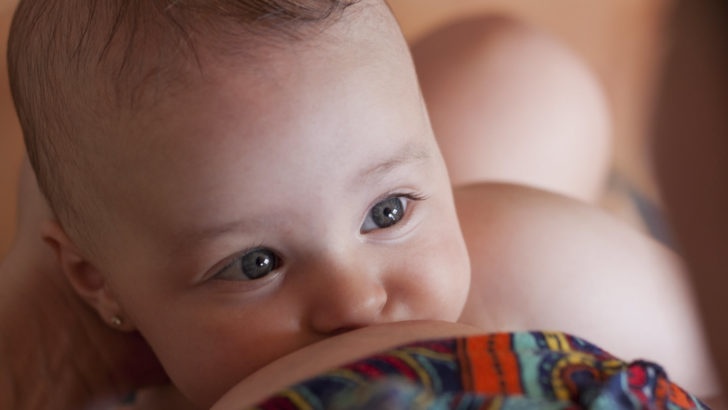 La importancia del apoyo emocional y social en la lactancia materna